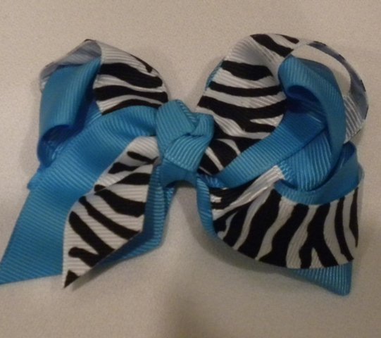 4 1/2" turquoise and zebra bow