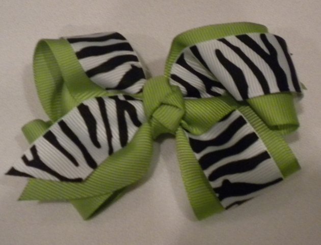 4 1/2" lime and zebra bow
