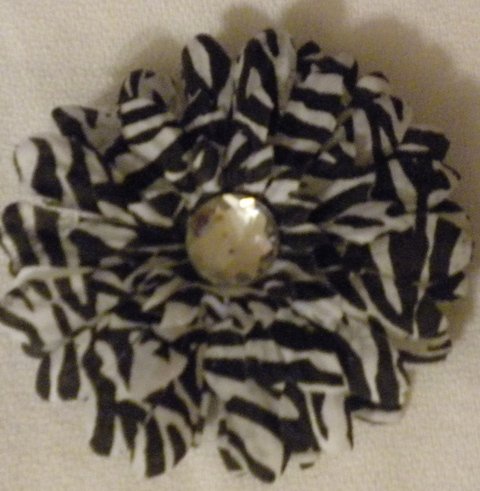 3" Zebra Daisy Hair Clip