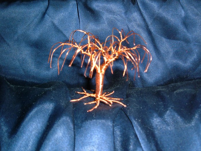 Wire tree sculpture No.7