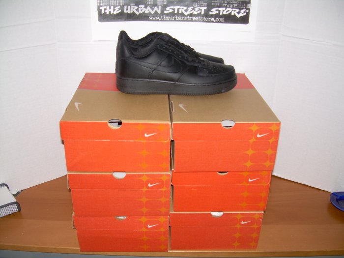 WHOLESALE SAMPLE LOT 6 PAIRS AF1 BLACK