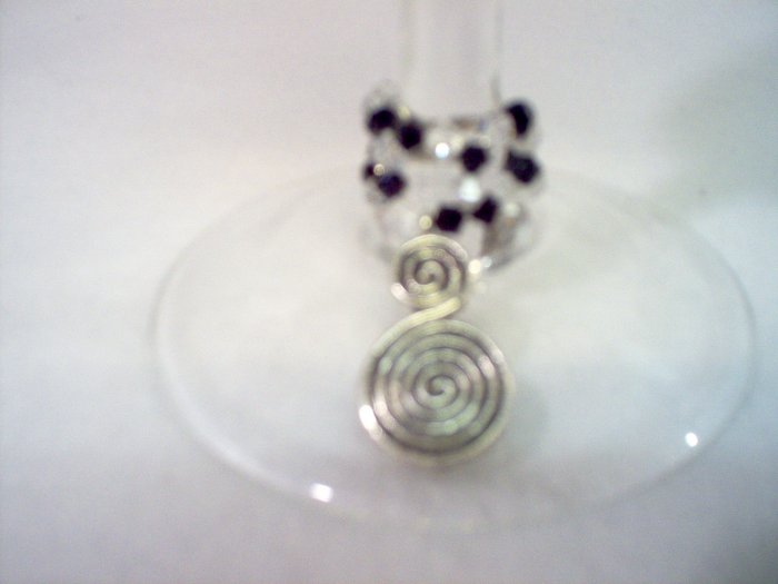 Black & White Wine Class Charms