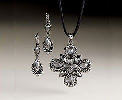 Soiree Cut Crystals
