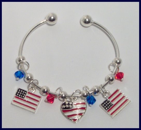 Patriotic American Flag Heart Danglers Charm Bracelet Support Our Troops in Iraq