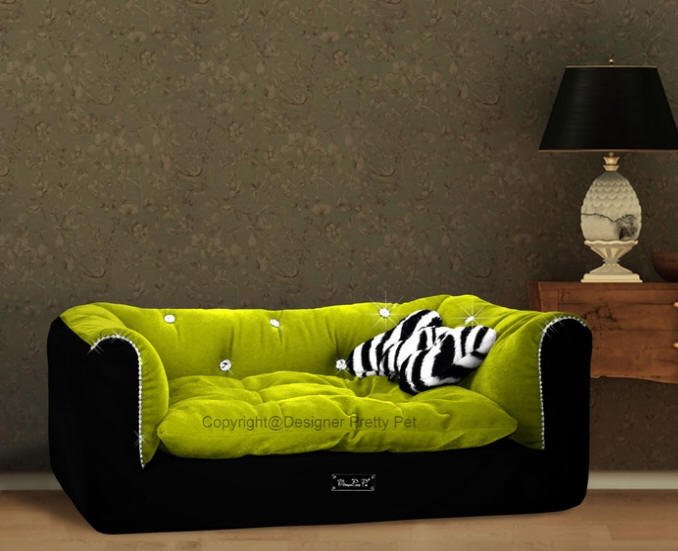 Dog Beds NEW!! Rectangular Green & Black Couch Bed
