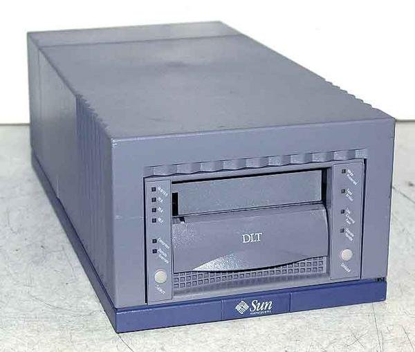 Sun SG-XTAPDLT-022A - DLT 8000, EXT. Tape Drive,40/80GB
