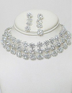 LAVISH RHINESTONE CHOKER SET NKR642