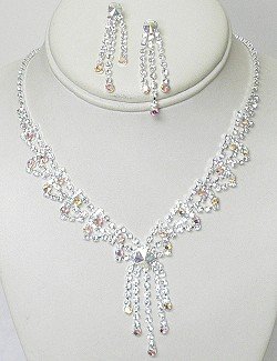 CLEAR & IRIDESCENT RHINESTONE SET NKR621
