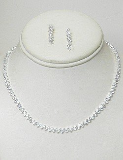 SIMPLE CLEAR RHINESTONE NECKLACE SET NKR611