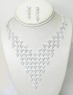 LAVISH RHINESTONE BIB SET NKR602