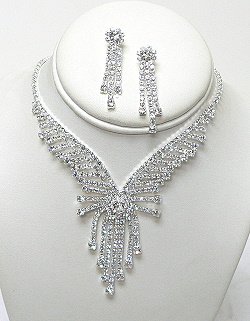 EXQUISITE RHINESTONE NECKLACE SET NKR586