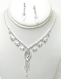 DAINTY TEAR DROP RHINESTONE SET NKR567