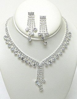 ELEGANT CLEAR RHINESTONE SET NKR558