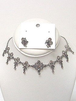 VINTAGE LOOK RHINESTONE CHOKER SET NKR485