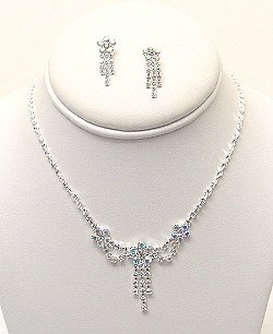 CLEAR AND IRREDESCENT RHINESTONE SET NKR384