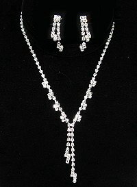 DANGLING RHINESTONE NECKLACE SET NKR111