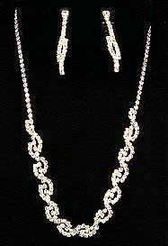 SILVER RHINESTONE NECKLACE SET NKR107