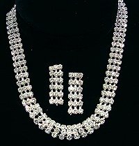 THREE STRAND RHINESTONE CHOKER NKR26