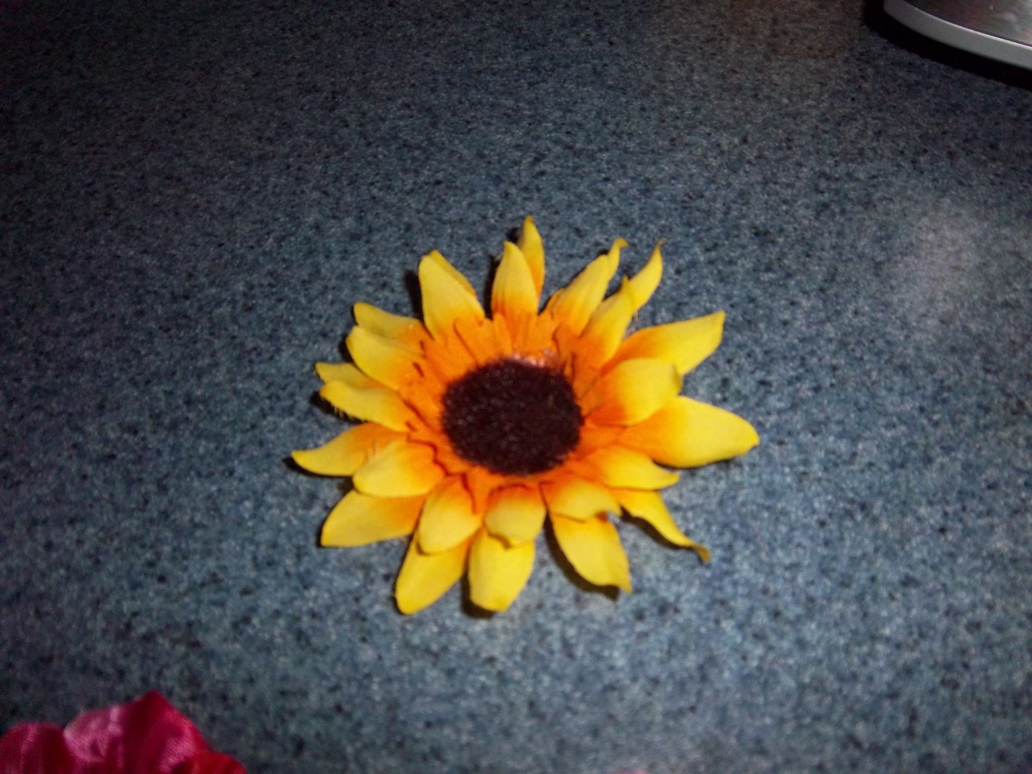 sunflower bow/clippie
