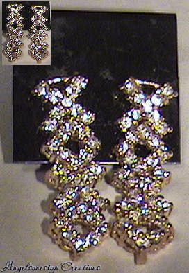Stunning XOXO Earrings .... Mothers Day Must HAVES