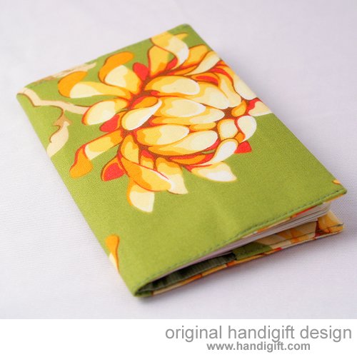 "Fresh Bloom" Passport Cover