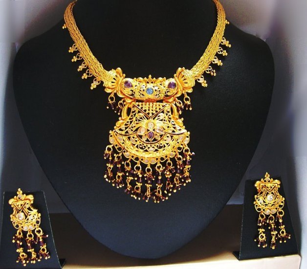 Necklace and Earrings Set CG45