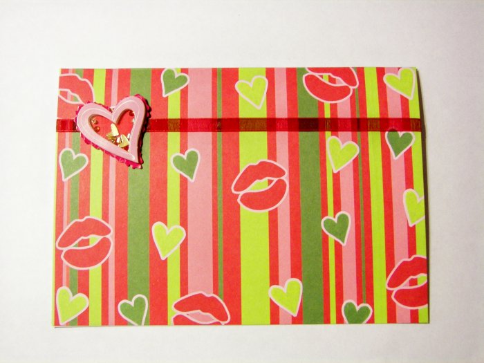 Hearts and Kisses - FREE shipping!