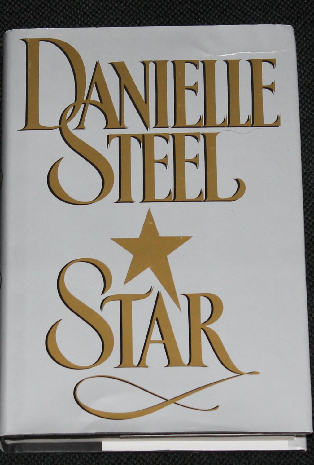 the gift book danielle steel