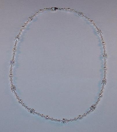 BEAUTIFUL SWAROVSKI CRYSTAL CLEAR, PEARL, STERLING SILVER NECKLACE