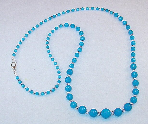 TURQUOISE MOUNTAIN JADE~GRAUATED NECKLACE
