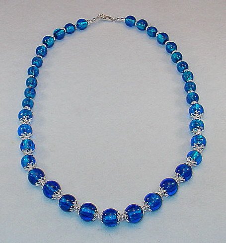 BEAUTIFUL GRADUATED BLUE FOIL BEAD NECKLACE