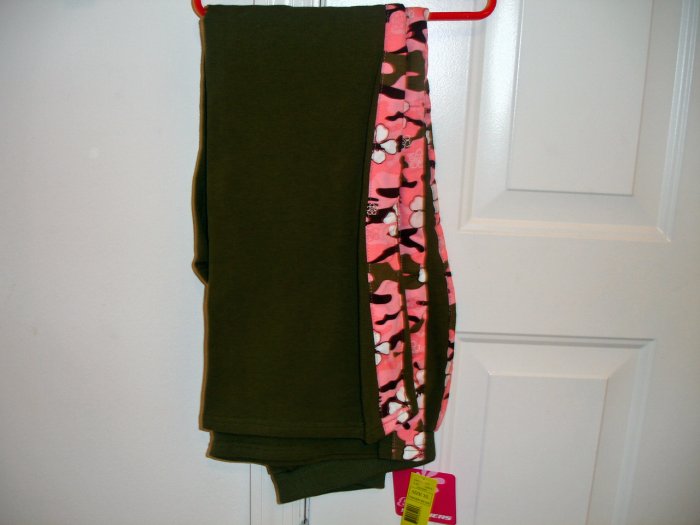 Sketchers Track Suit (pants) 16