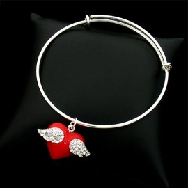 Lovely Angel Wing on Wire Bangle