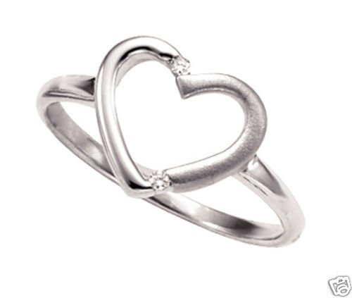 DARING DIAMONDS HEART RING SZ7 CSF818107