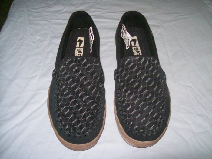 Globe Castro Men's Black/G Louis Cord Loafers Slip-Ons - US Men's Size 8