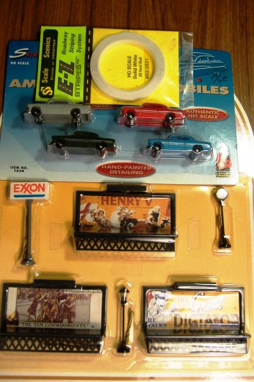ALL HO Scale Hwy & Street Set LIGHTED w/ wires - 20' Roll White Road striping & 4 1950's Cars