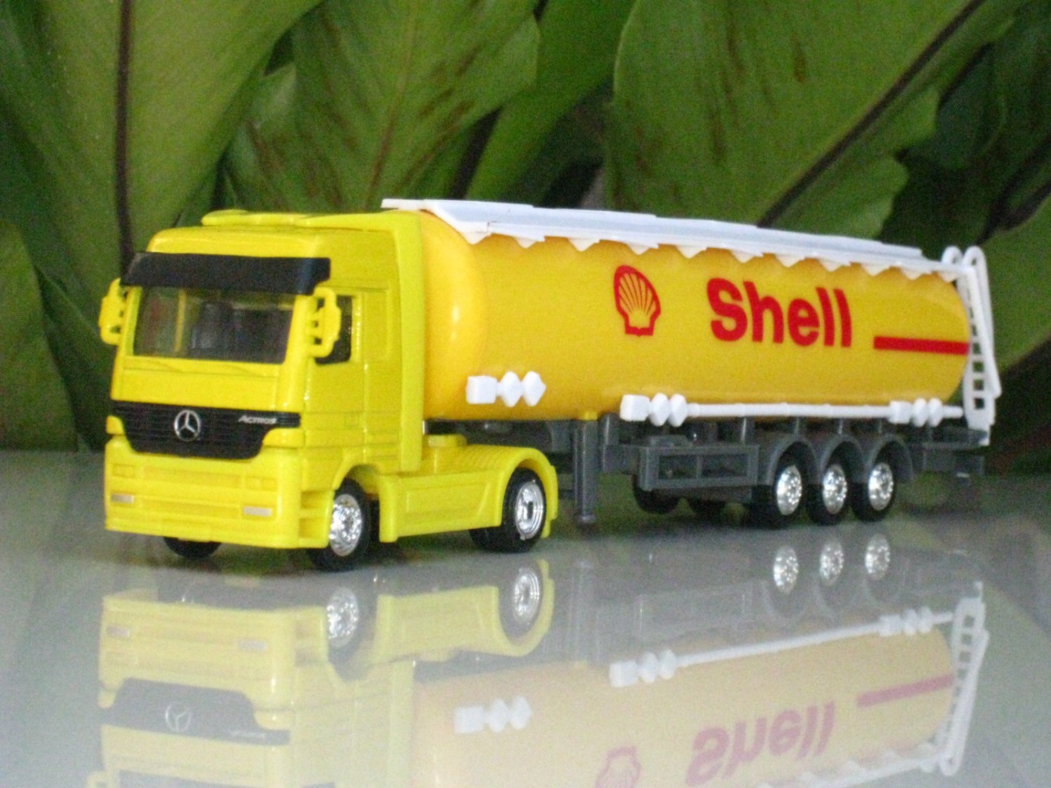 Welly 1/87 Diecast Car Model Mercedes Benz Actros Trucks SHELL OIL ...