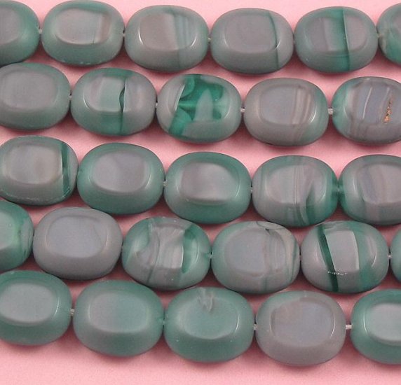 Mauvelous Oval Czech glass window beads