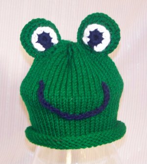 Simple Knit Baby Hat w/ Pom Pom (Free Pattern) В« Fabric Follies Two
