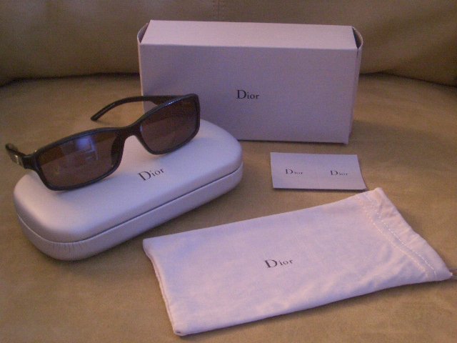 AuThenTic ChRisTiaN DioR SunGLasseS