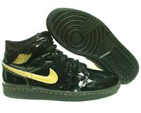 Jordan Retro 1 Blk/Gold