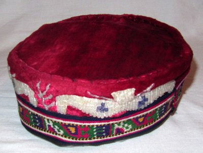 BEADED SKULL-CAP VINTAGE UZBEK HAND EMBROIDERY VELVET