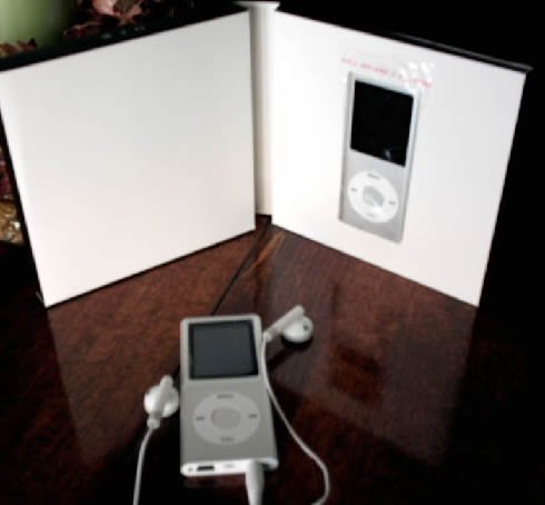 50 - 1.8 inch 2GB Ipod Nano Style MP3-MP4 Video Player with Voice record & FM Radio -Silver