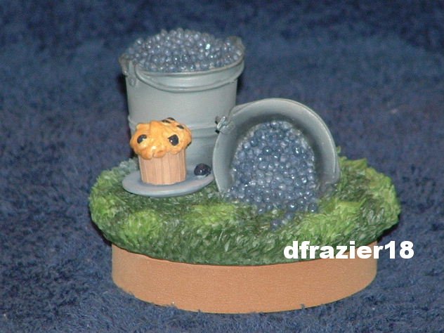 BLUEBERRY Jar Candle Topper Blueberries Muffin