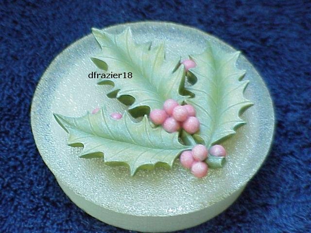HOLLY FROSTED Jar Candle Topper Berries Leaves Leaf Christmas