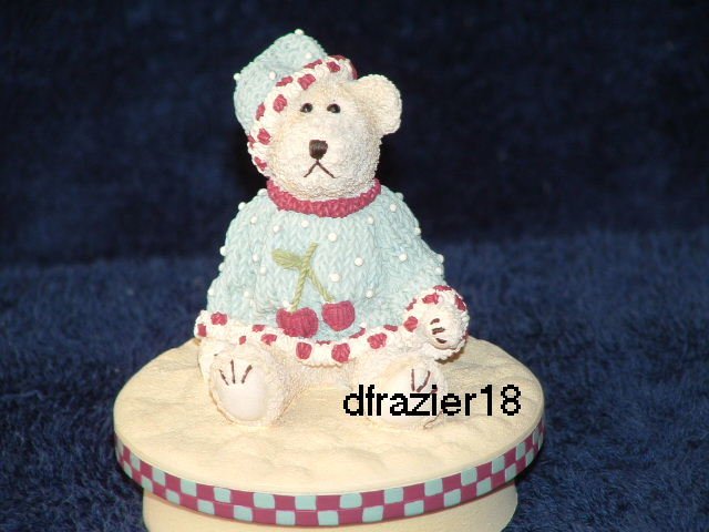 BOY TEDDY BEAR WITH BERRY Jar Candle Topper Berries