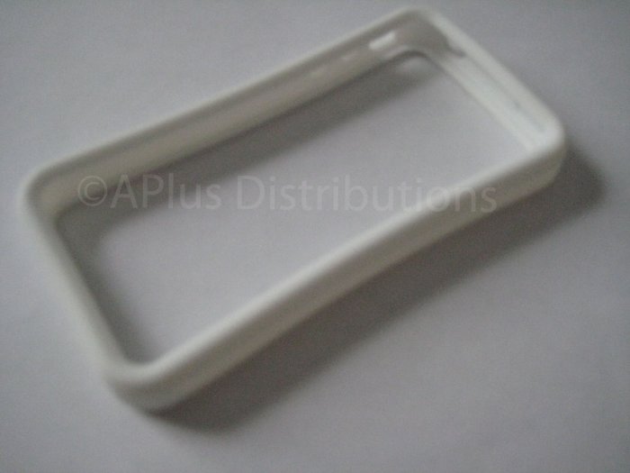 New White Bumper Design Silicone Cover For iPhone 4 - (0114)
