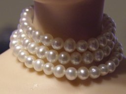 Triple Pearl Strand