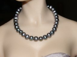 Black Pearl Strand