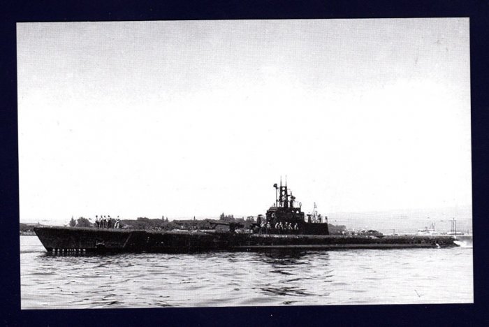USS SCAMP S-277 Submarine Navy Ship Postcard